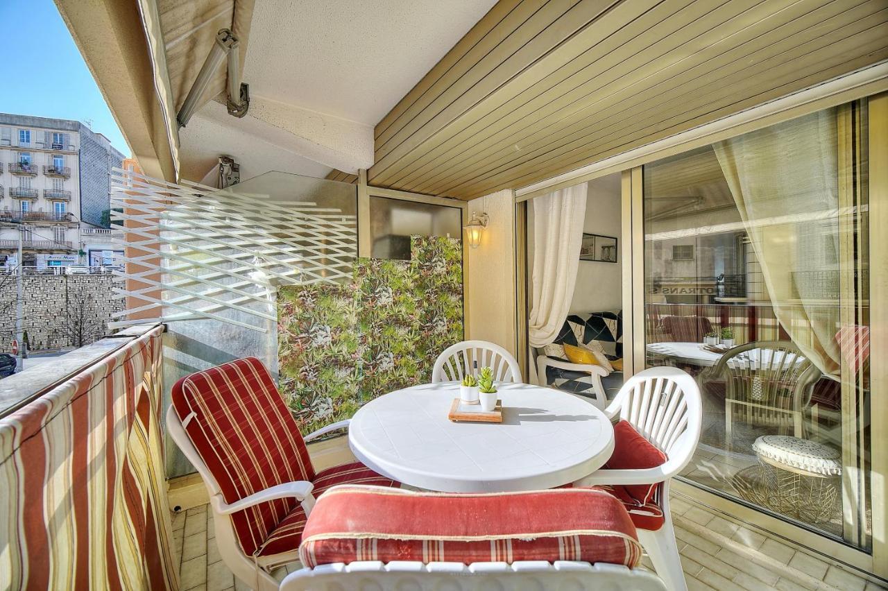 Appartement Le Kate-500m Plage-terrasse Verrière Côte D’azur *